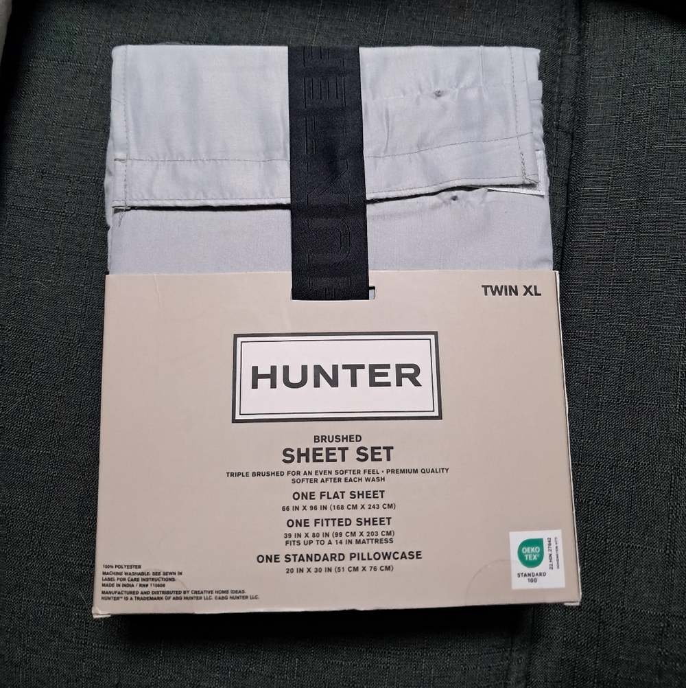 HUNTER Brushed Twin XL Premium Quality OEKO-TEX 100 Standar 3 Pcs Sheet Set.